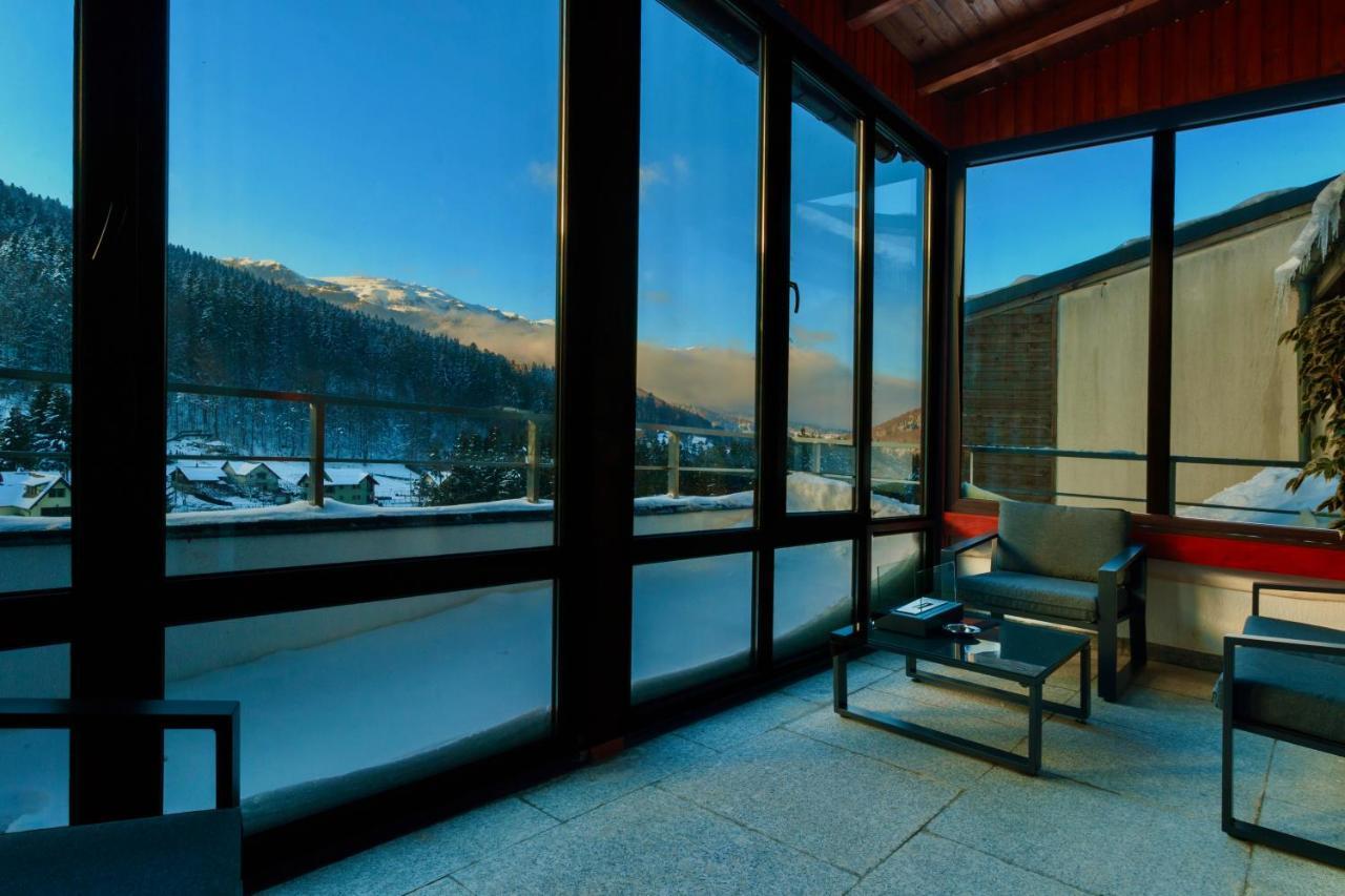 Best View Ap With Parking And 2 Bathrooms Sinaia Kültér fotó