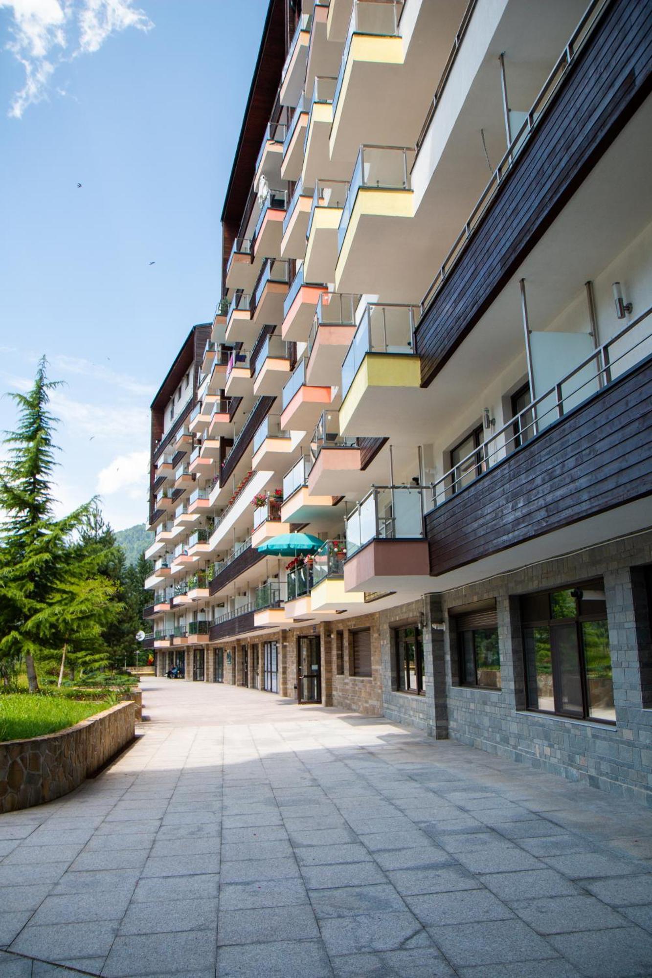 Best View Ap With Parking And 2 Bathrooms Sinaia Kültér fotó